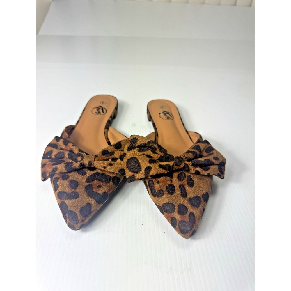 Trendy Womenโs Leopard Print Pointed Toe Bow Flats Mules Size 6